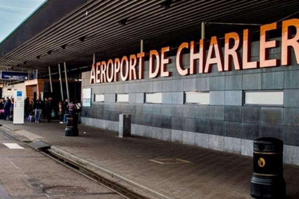 דירות Station 173 C Bruxelles-Charleroi-Airport מראה חיצוני תמונה